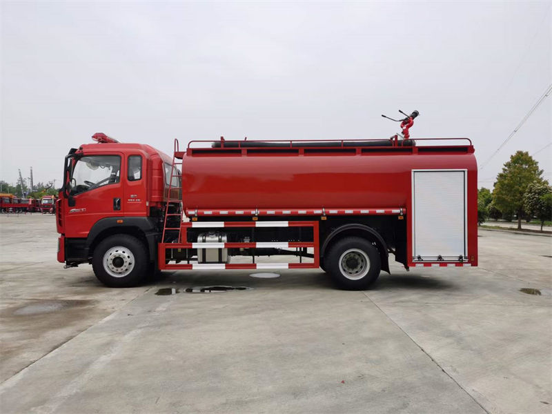 重汽豪沃G5X消防灑水車