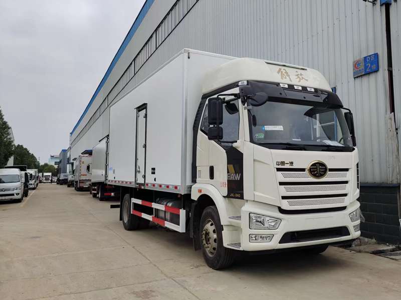 解放J6冷藏車(chē)