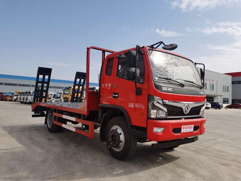 東風福瑞卡平板運輸車（核載8T)