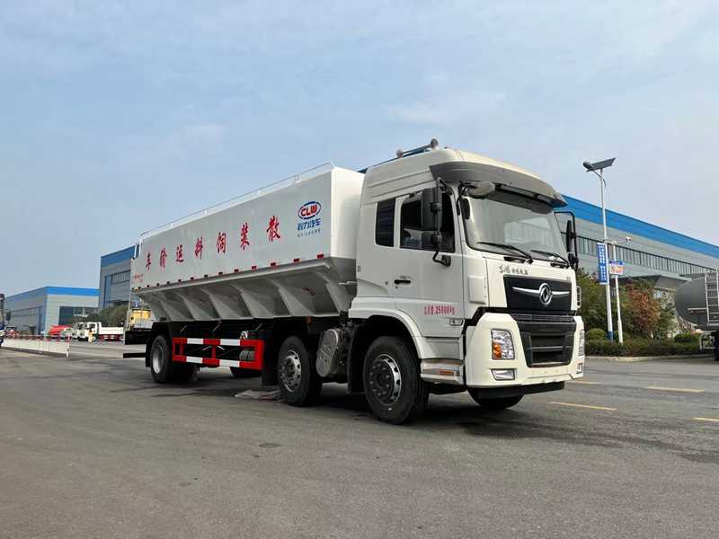 東風專底小三軸散裝飼料運輸車