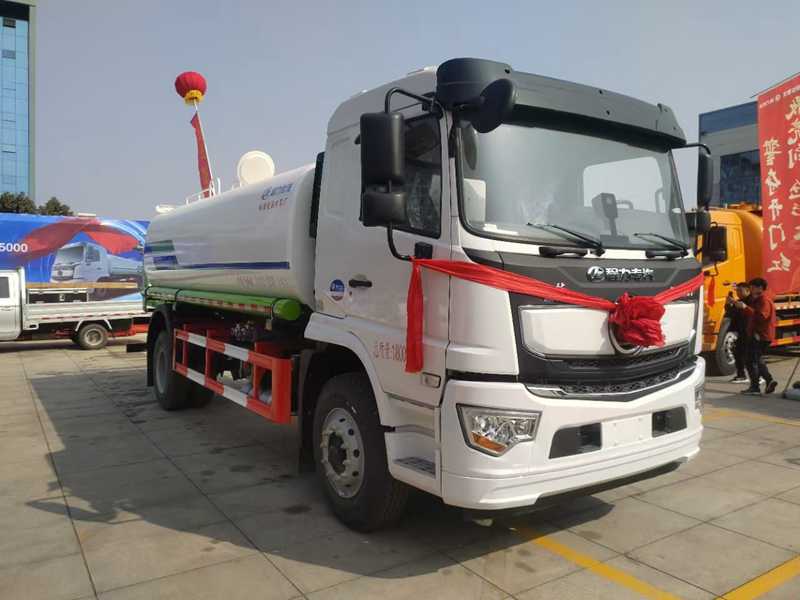 陜汽德龍L5000灑水車(15方)