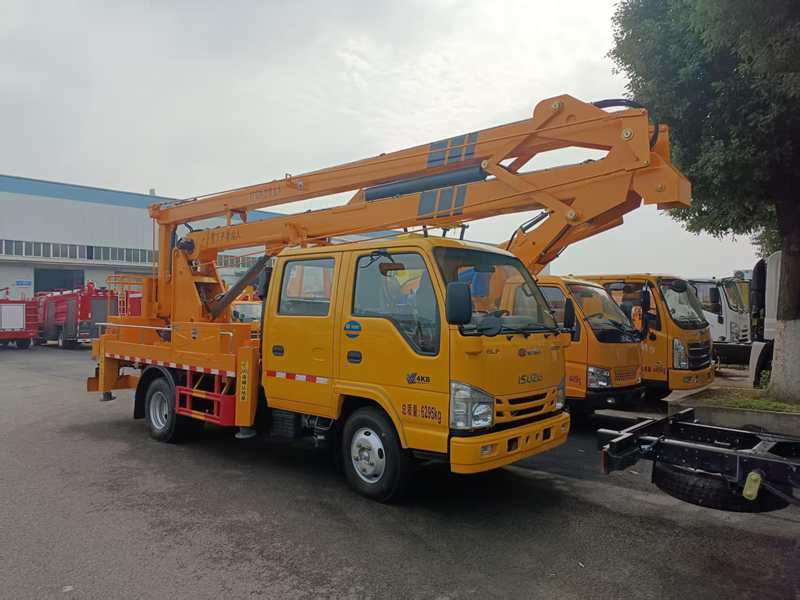 五十鈴高空作業車（17.5米）